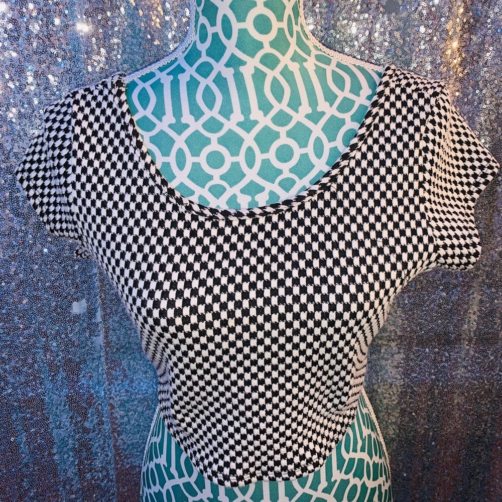Black and white checkered crop top